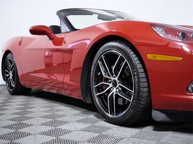 Used 2008 Chevrolet Corvette  with VIN 1G1YY36W685127660 for sale in Apple Valley, Minnesota